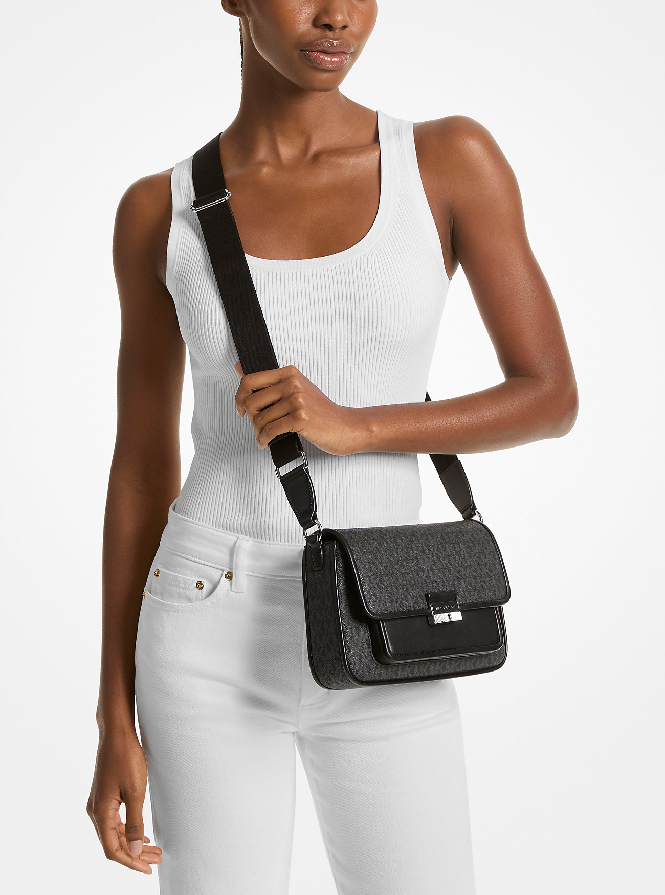 Bradshaw Medium Signature Logo Messenger Bag